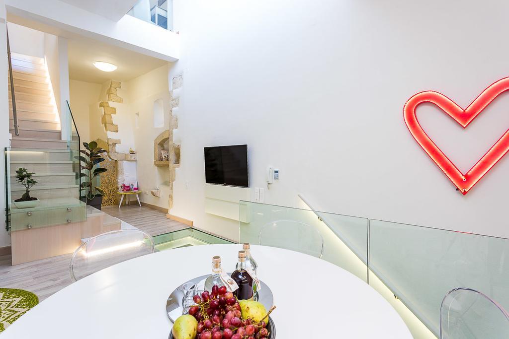 Mediterraneo Suite Home Rethymno  Bagian luar foto